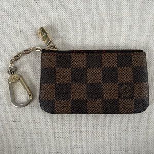 LV KEYCHAIN WALLET